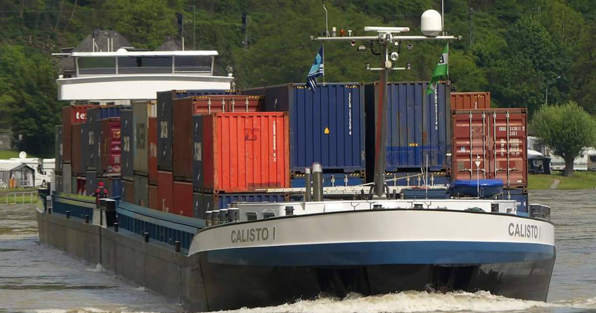 Schip met containers